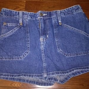 LEI Jean Skort size 3